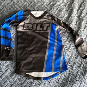 Great condition! Never worn BILT long sleeve